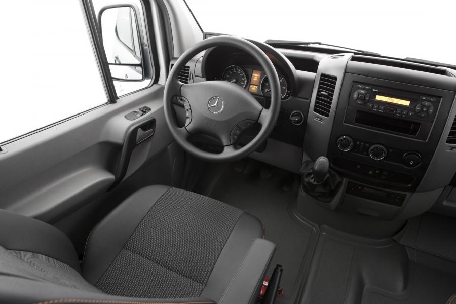 Торпедо Mercedes-Benz Sprinter 415 CDI (Br.906) 2014 года  (BR) (фото 5 из 8)